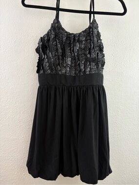 Sweet love black spaghetti-strap dress ruched textured black flounce skirt XL